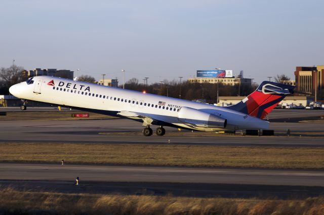 Boeing 717-200 (N977AT)