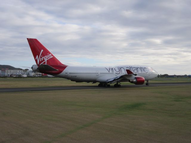 Boeing 747-400 (G-VTOP)