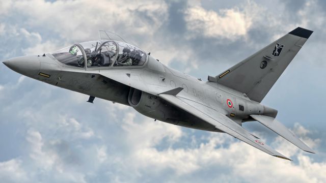 AERMACCHI M-346 Master (APJ55224) - low pass 30