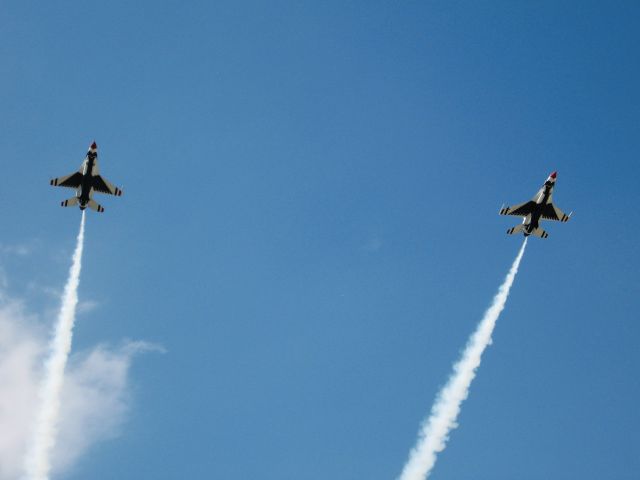 Lockheed F-16 Fighting Falcon — - The USAF Thunderbird solos do a flyover during the 2010 Rockford Airfest.