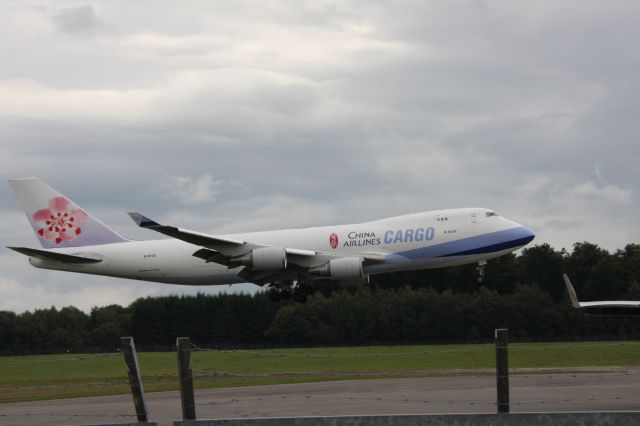 Boeing 747-200 (B-18723)