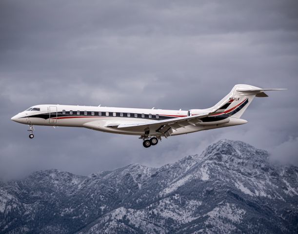 BOMBARDIER BD-700 Global 7500 (N62LV) - Global 7500