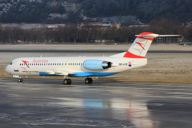 Fokker 100 (OE-LVE)