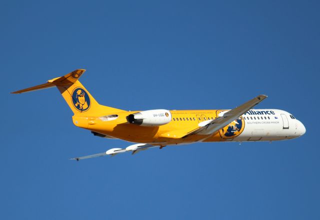 Fokker 100 (VH-UQG) - Alliance Airlines flight UTY559 takes off from Longreach on route to Cairns 11/04/2021