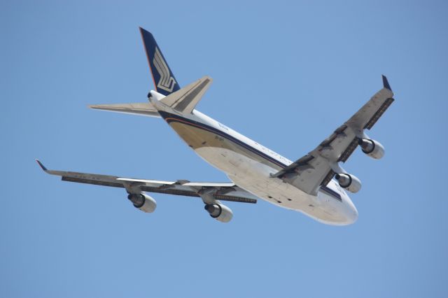 Boeing 747-400 (9V-SFF)