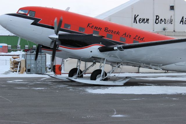 Douglas DC-3 (turbine) (C-GJKB) - DC3 ON SKIES