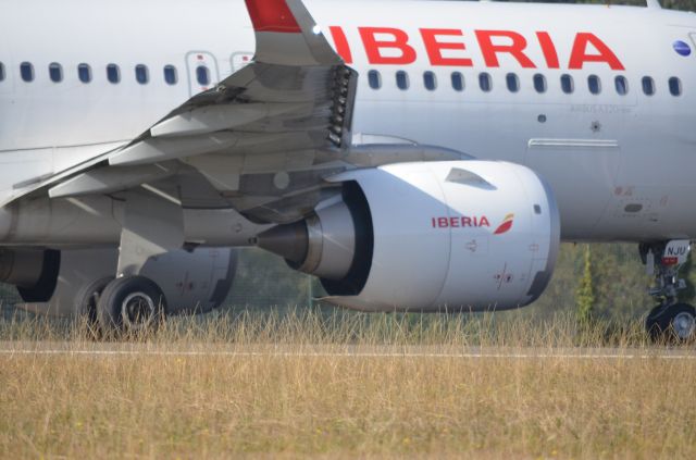 Airbus A320 (EC-NJU) - EC-NJU Engine Detail Before TakeOff From LEVX To LEMD. 21-11-2021