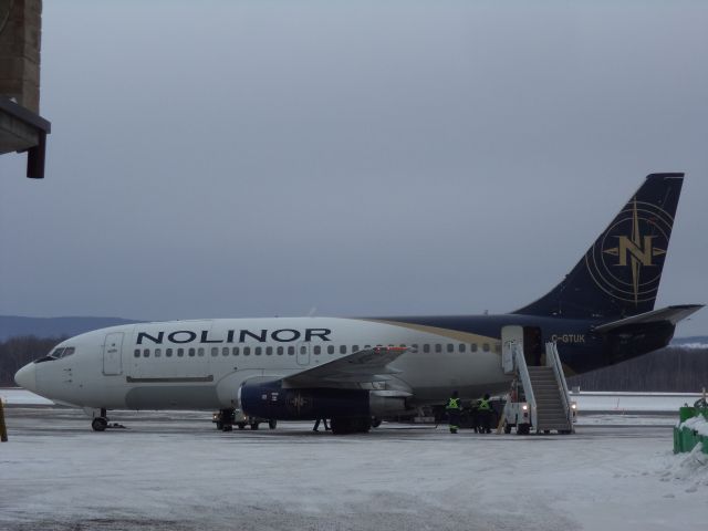 Boeing 737-200 (C-GTUK)