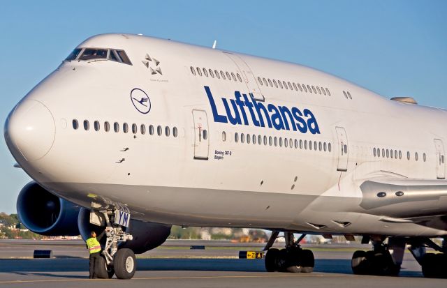 BOEING 747-8 (D-ABYM) - BAYERN