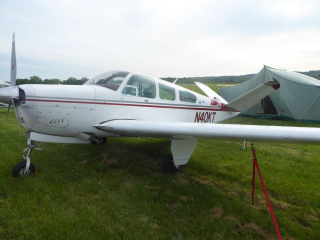 Beechcraft 35 Bonanza (N60KT)