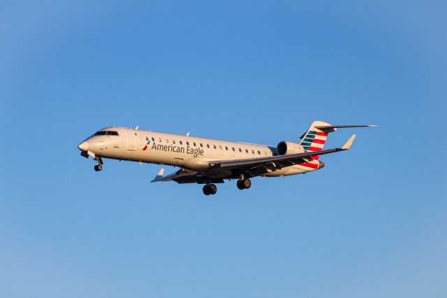 Canadair Regional Jet CRJ-700 —