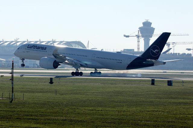 Airbus A350-900 (D-AIXK)