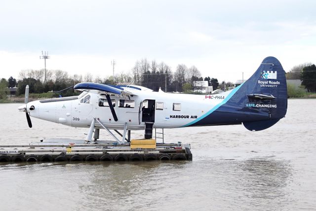 De Havilland Canada DHC-3 Otter (C-FHAA)