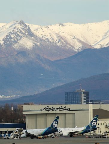 Boeing 737-700 (N627AS)