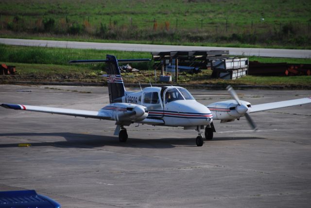 Piper PA-44 Seminole (N39608)