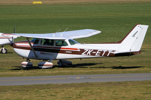 Cessna Skyhawk (ZK-ETT)