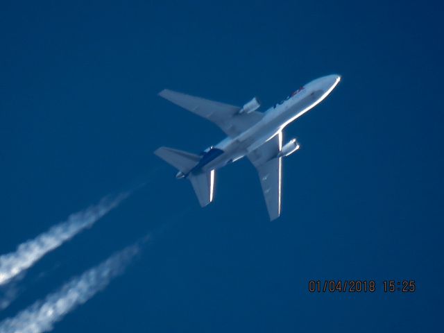 McDonnell Douglas DC-10 (N318FE)