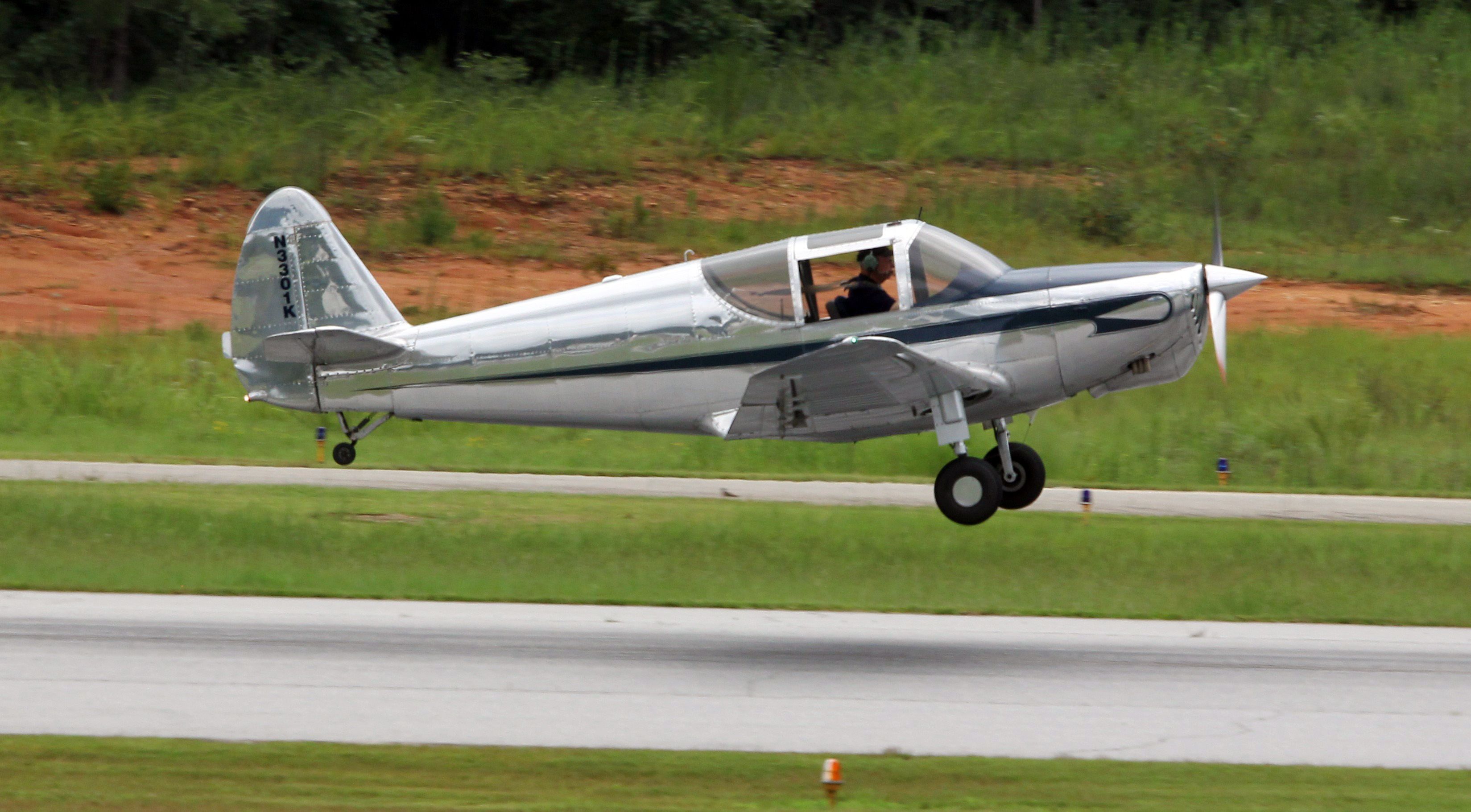 N3301K — - A 1956 Globe GC-1B takes off on runway 31 at Falcon Field-Atlanta Regional Airport.