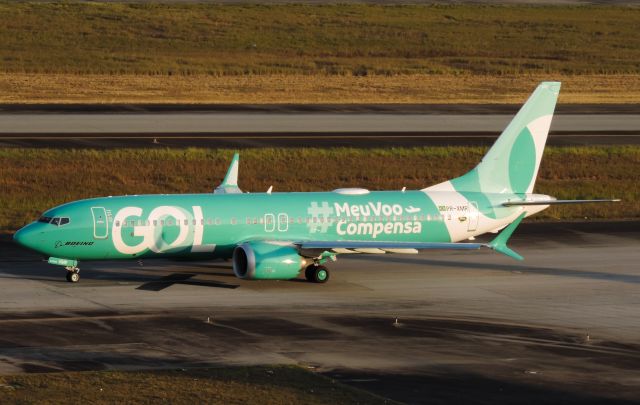 Boeing 737-800 (PR-XMR)