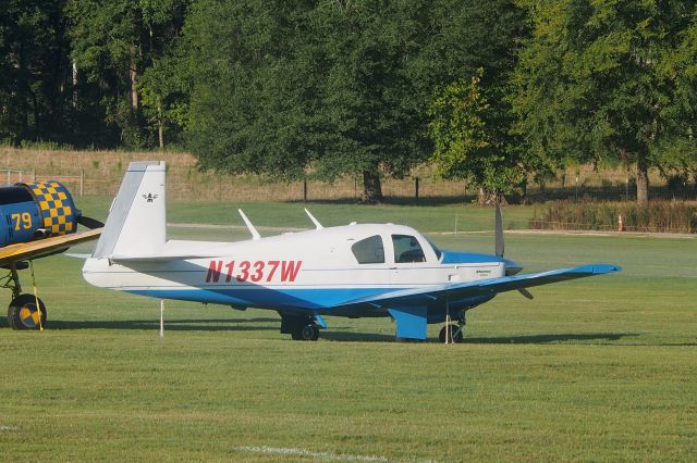 Mooney M-20 (N1337W)