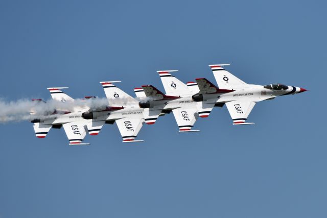 Lockheed F-16 Fighting Falcon — - DAY AIRSHOW 07-22-23