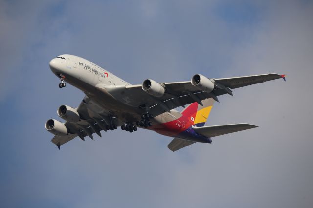 Airbus A380-800 (HL7635)