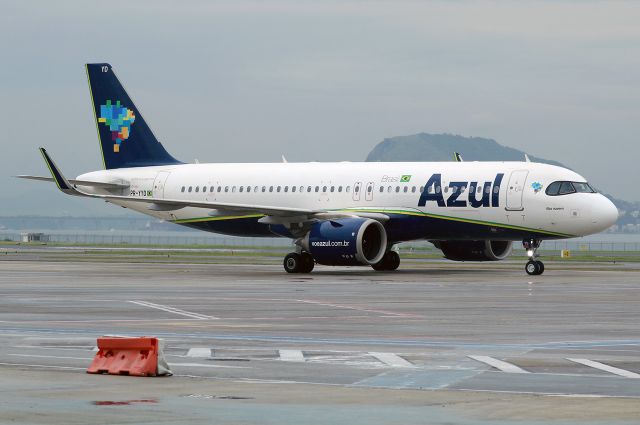 Airbus A320 (PR-YYD)