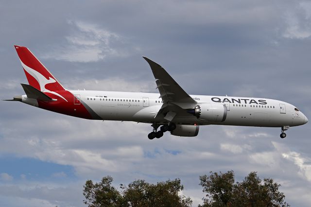 Boeing 787-9 Dreamliner (VH-ZNA) - on 26 November 2017