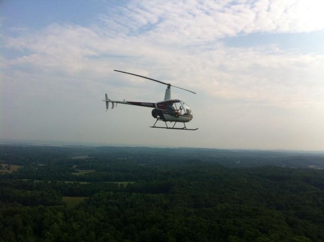 N90669 — - Paul Salmon flying the "ghetto copter"