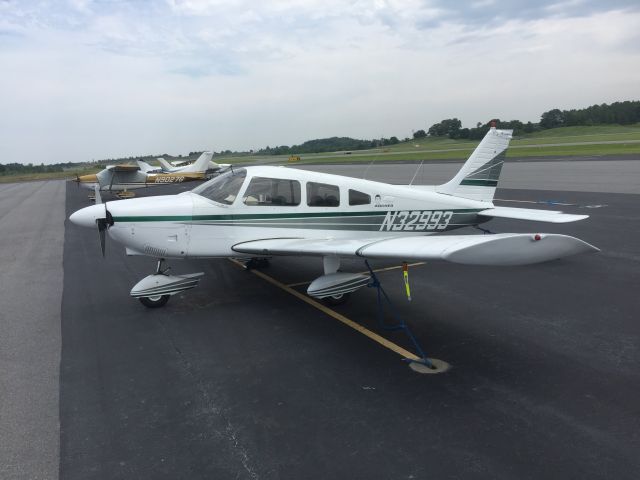 Piper Cherokee (N32993)