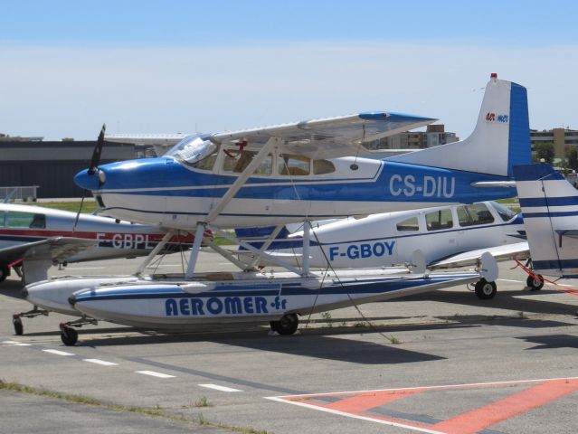 Cessna Skywagon (CS-DIU)