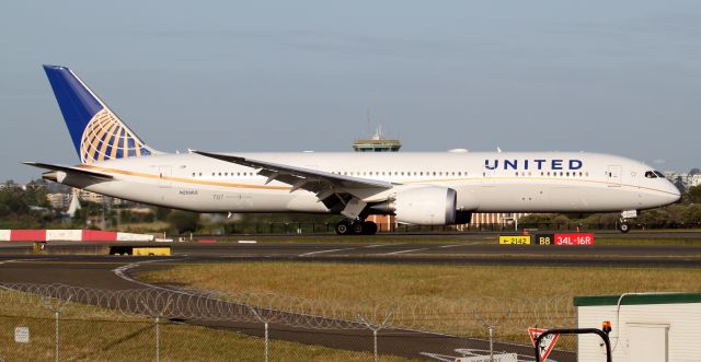 N26960 — - Arriving On Rwy 34L