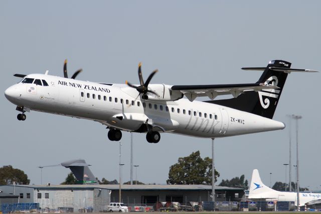 ATR ATR-72 (ZK-MVC)