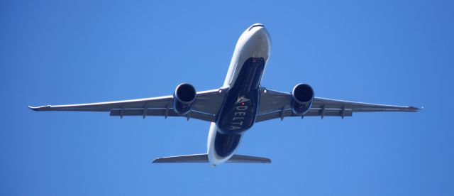 Airbus A330-900 (N407DX) - AMS-SEA  6-19-21