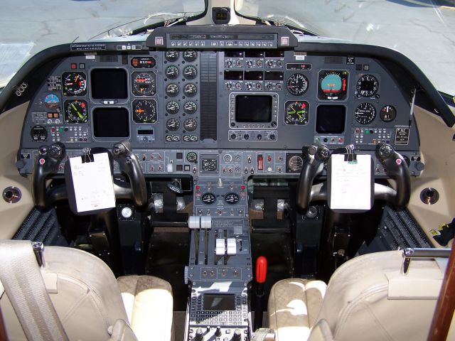 Piaggio P.180 Avanti (N149SL) - Piaggio P180 parked on the ramp at Lebanon Municipal (M54) in Tennessee. The pilots were kind to let me get a shot of the instrument panel of this unique business aircraft.