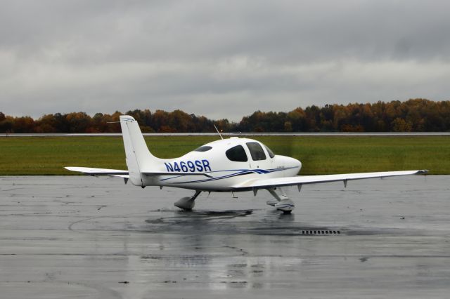 Cirrus SR-22 (N469SR)