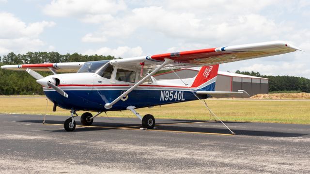 Cessna Skyhawk (N9540L)
