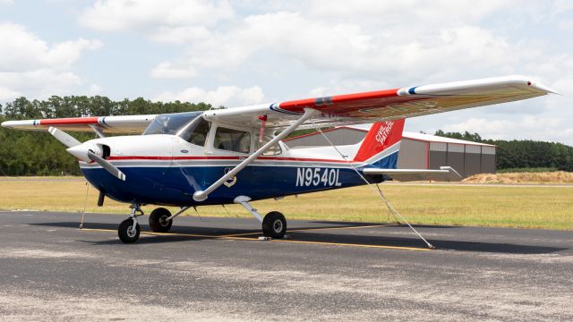 Cessna Skyhawk (N9540L)