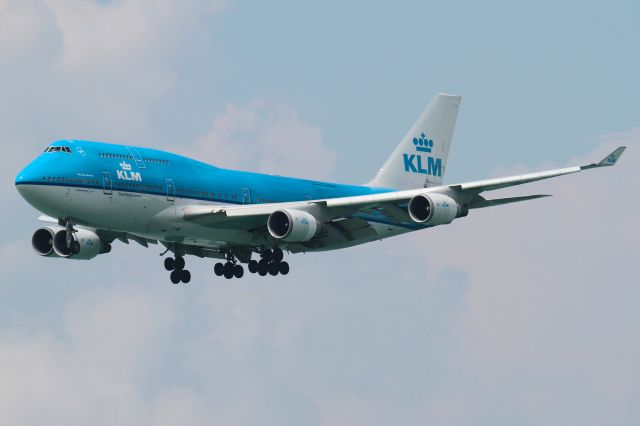 Boeing 747-400 (PH-BFR) - RIO DE JANEIRO