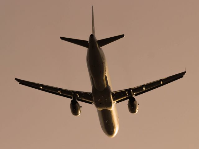Airbus A321 (TC-JRL)