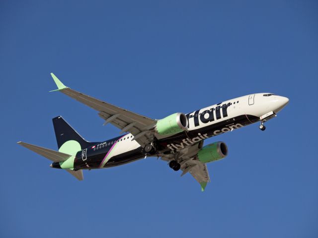 Boeing 737 MAX 8 (C-FLRS) - Out Spotting to catch some of the new Max aircraft.