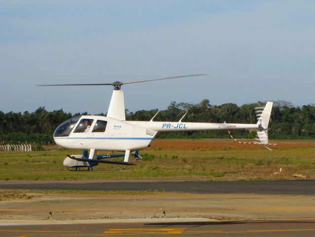 Robinson R-44 (PR-JCL) - Robinson R44 Raven II (cn 13121) Criciúma - Forquilhinha (CCM / SBCM), Brazil