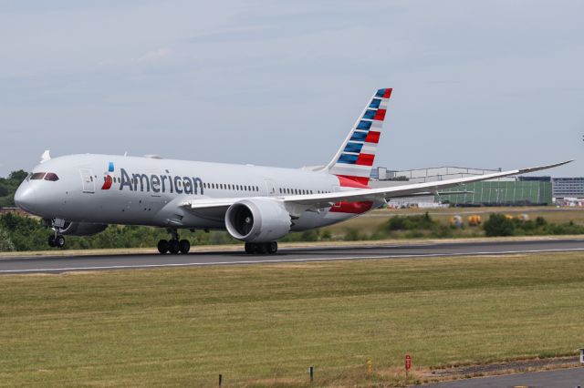 Boeing 787-8 (N808AN) - AA55 on the way back to ORD.