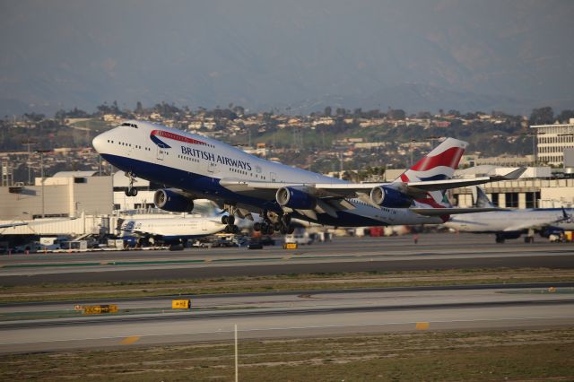 Boeing 747-400 (G-CIVX)