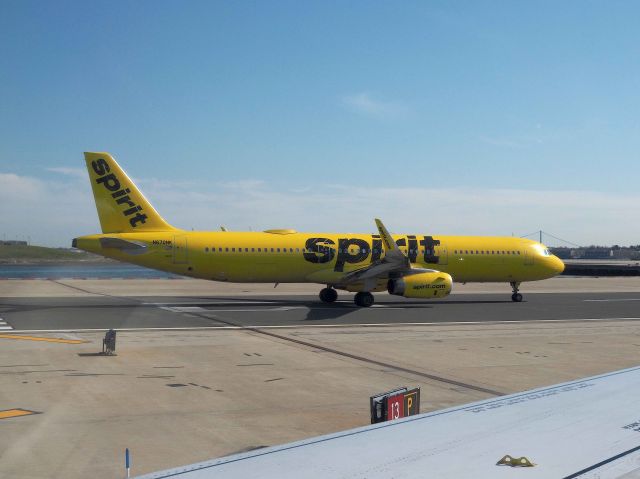 Airbus A321 (N670NK) - Lined up for takeoff on 13