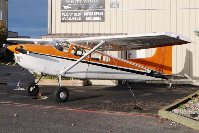 Cessna Skywagon 180 (N52063)