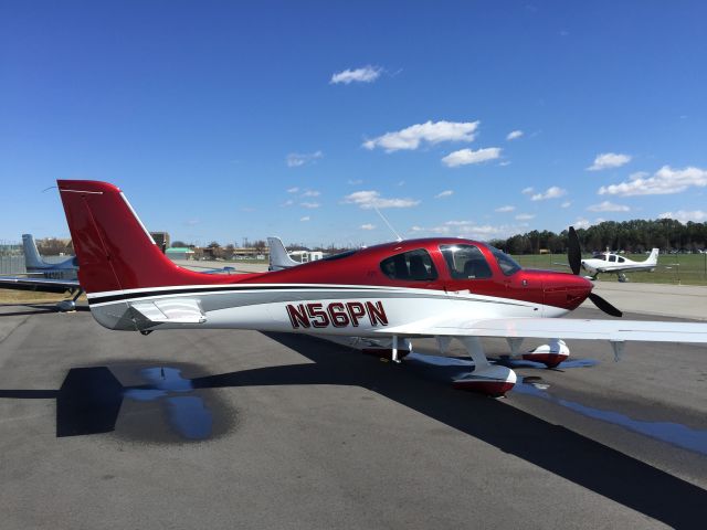 Cirrus SR-22 (N56PN)