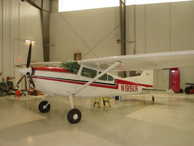 Cessna Skywagon (N185KR)