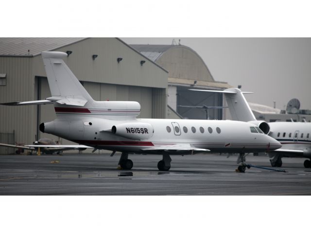 Dassault Falcon 50 (N615SR)