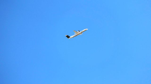 de Havilland Dash 8-400 (C-GLQR)